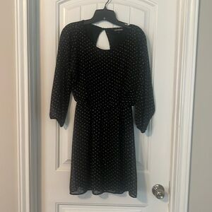 3 quarter sleeve Express dress